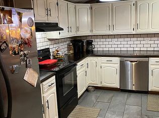 708 S Schuyler, Lena, IL 61048
