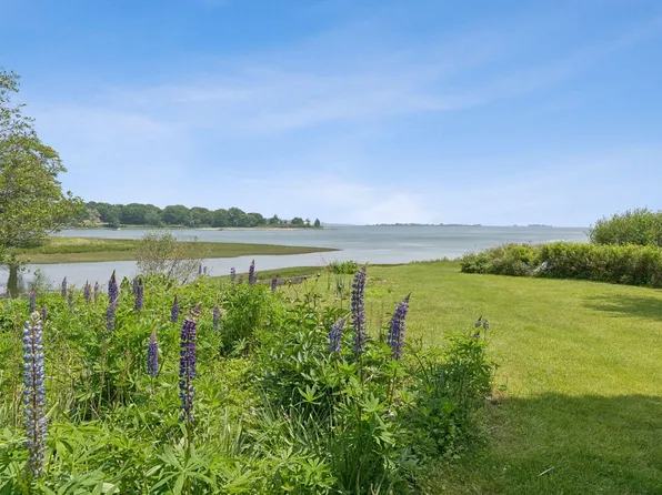 184 John Small Road, Chebeague Island, ME 04017