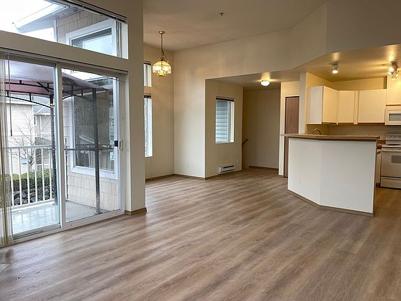 5th image of 22106 41st Pl S Unit 304