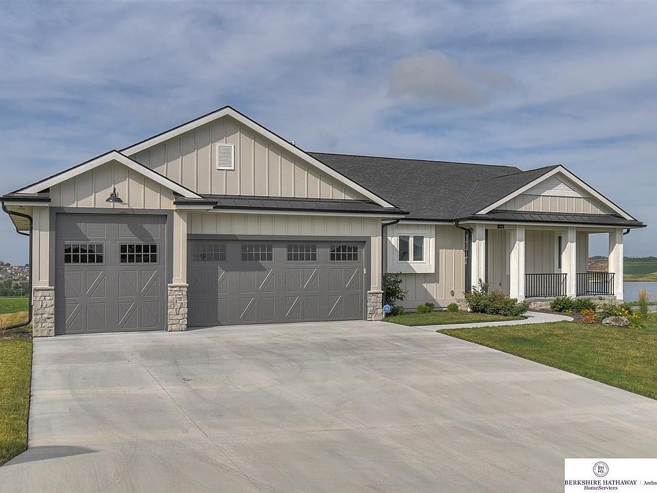 1st image of 5708 N 169th St
