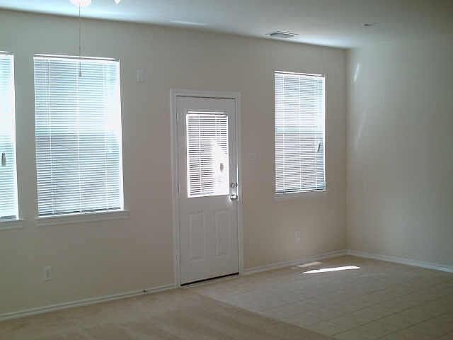 1st image of 2606 Mill Creek Dr
