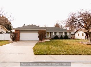 3023 Brentwood Pl, Grand Island, NE 68801