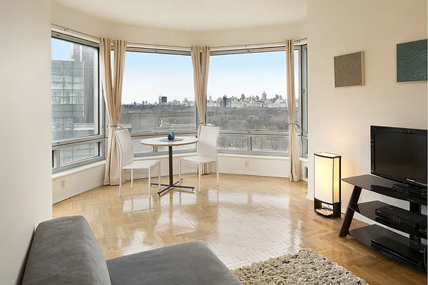 Sold by Stribling | media 16