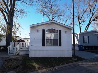 290 Walnut, Justice, IL 60458