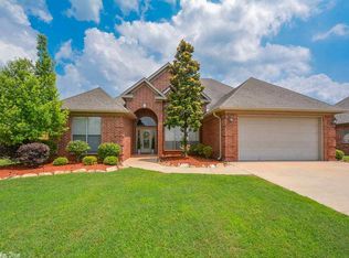 311 Maranes Cir, Maumelle, AR 72113