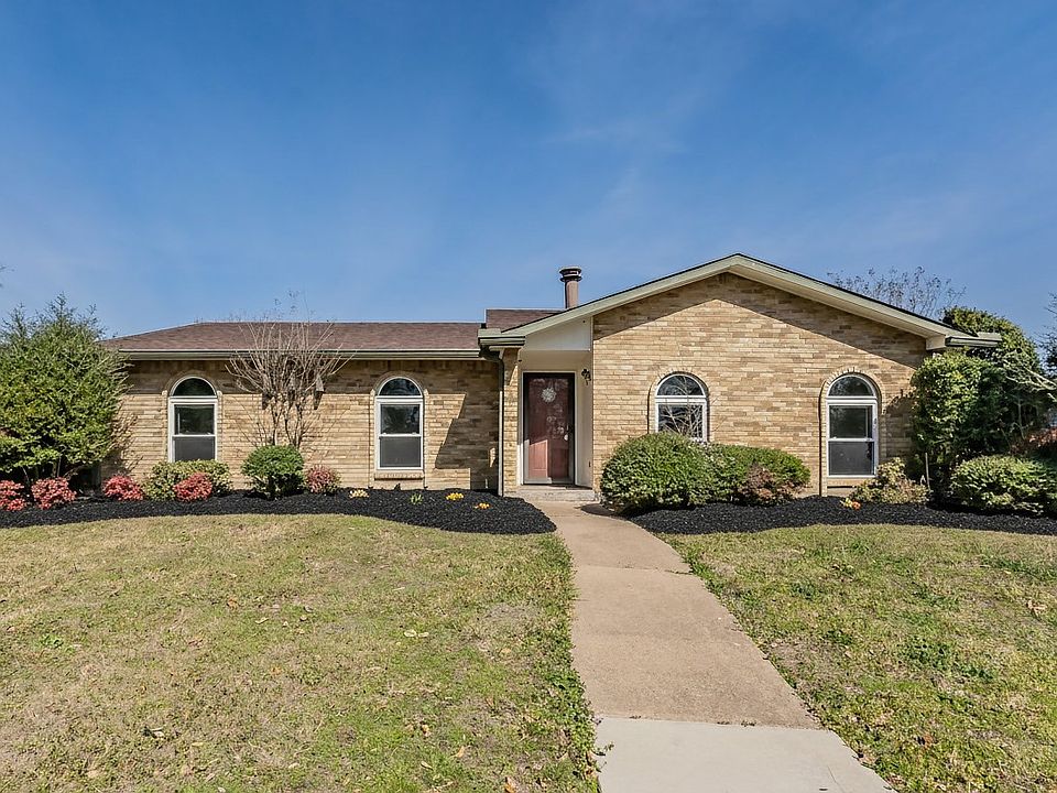 1st image of 714 Woodlawn Ln