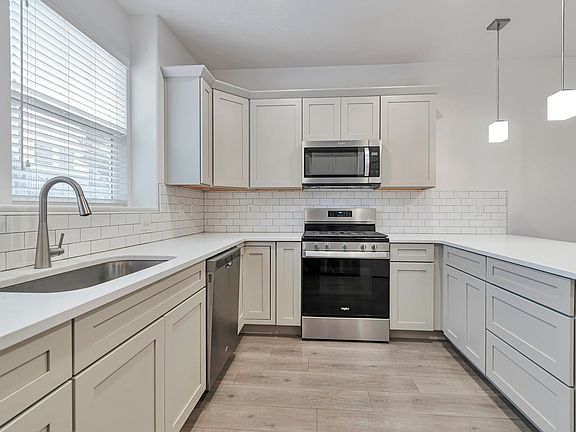 3rd image of 4319 W Silver Peak Ln