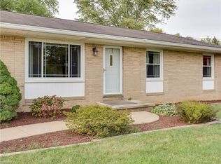 6318 Terrace Hills Dr, Clinton, OH 44216