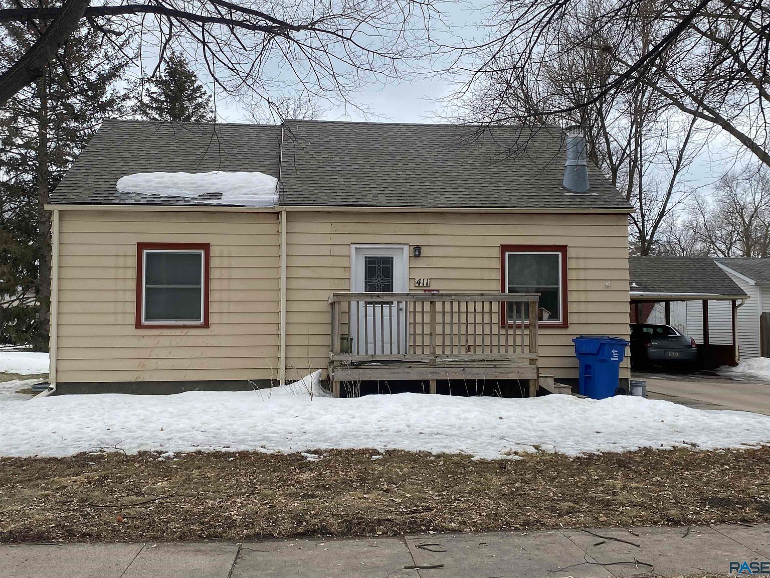 411 Lewis St, Vermillion, SD 57069 Zillow