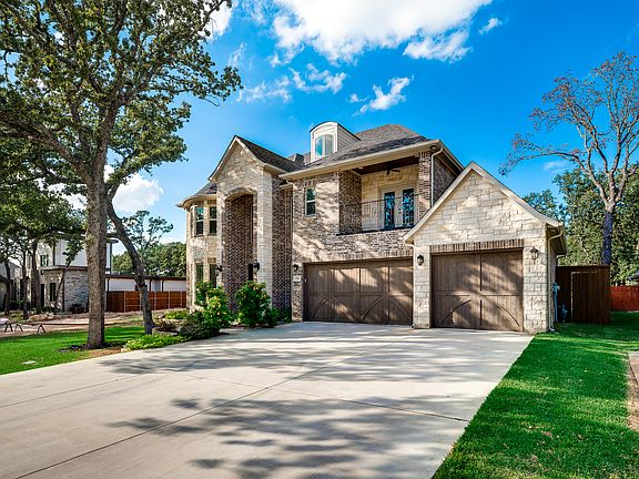 5th image of 536 Oak Grove Ln