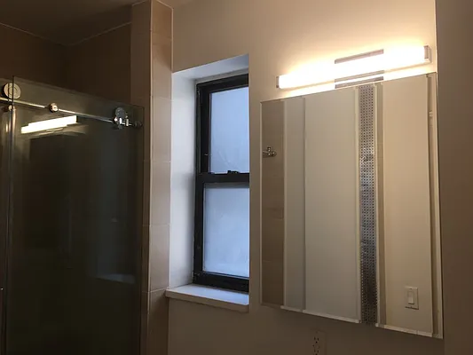 Rented by Sky Management | media 27