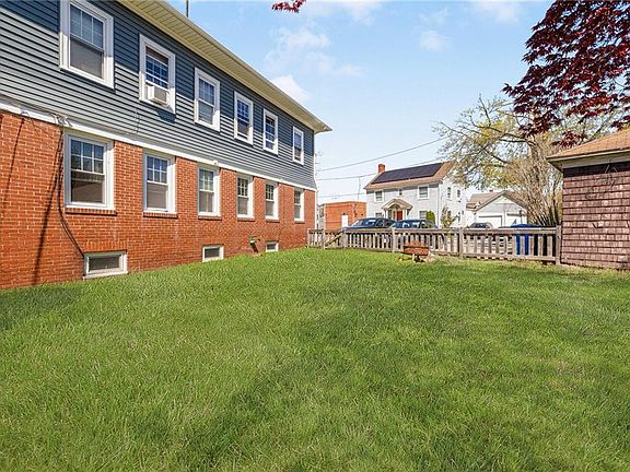 5th image of 107-109 Sefton Dr