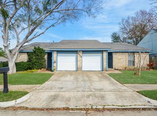 5434 Oakhaven Ln, Houston, TX 77091