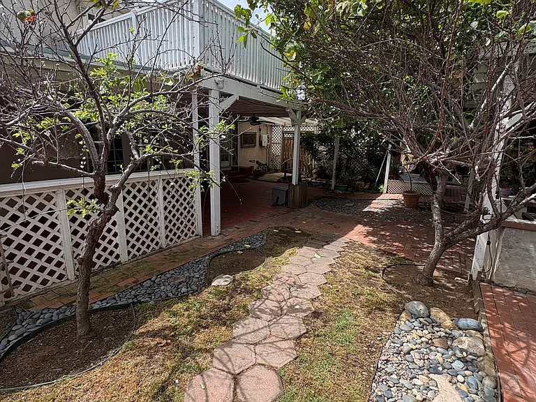 606 Spruce St — Photo 32