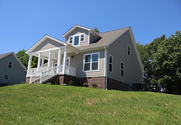 3rd image of 158 Lisa Dr Lot 9