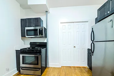 Rented by Hillel Realty Group