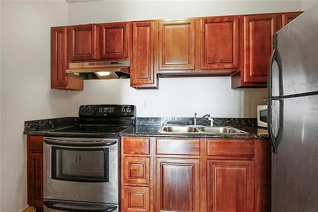 1 bed, 1.0 bath, 600 sqft, $1,500 — Photo 4
