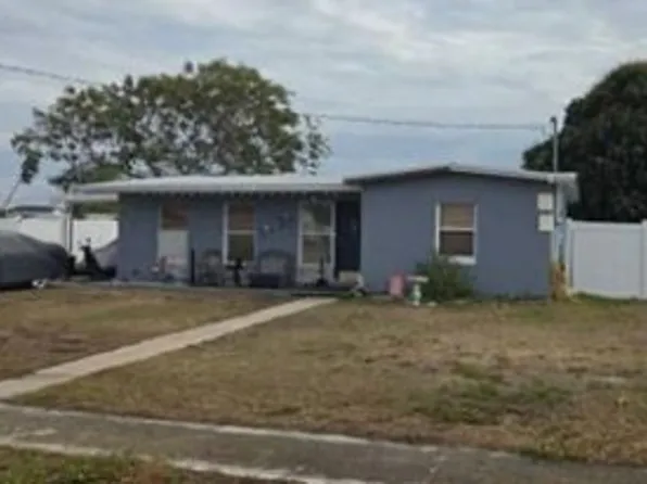 127 Rodgers Ave NE, Pt Charlotte, FL 33952