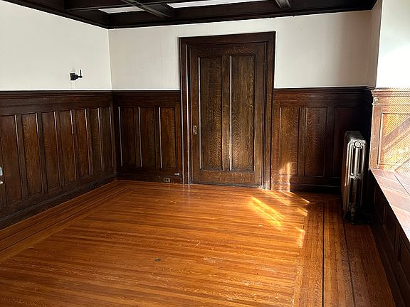 2nd image of 750 Elmwood Ave APT 4