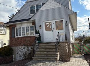 68 Country Village Rd, Jersey City, NJ 07305