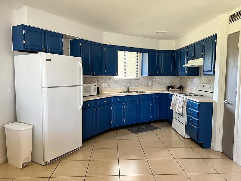 1st image of 299 Winfield Way #B