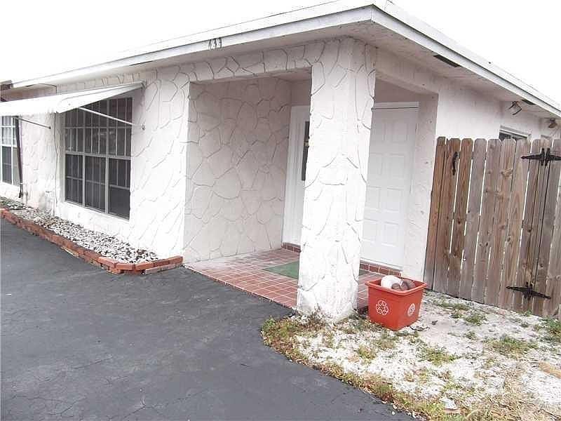1st image of 433 SW 61st Ter