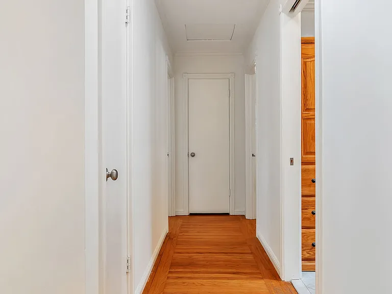 1228 Ruby St — Photo 12