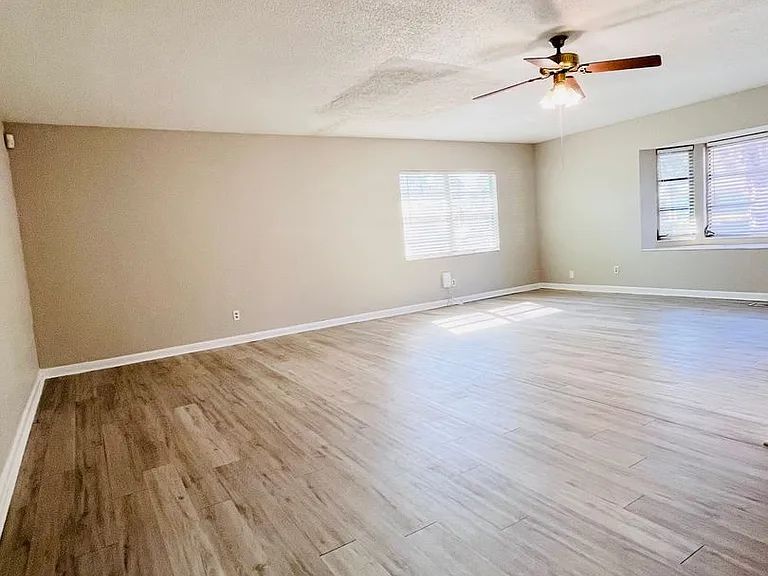3117 Galimore Dr — Photo 8