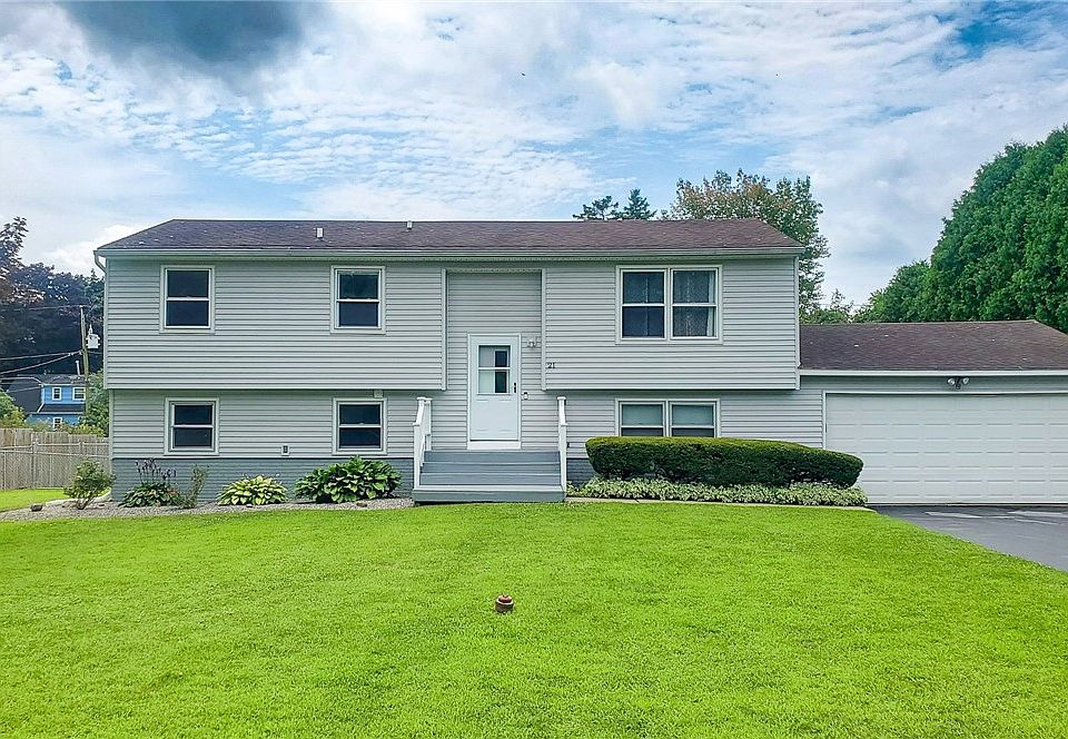 1st image of 21 Mertensia Ln