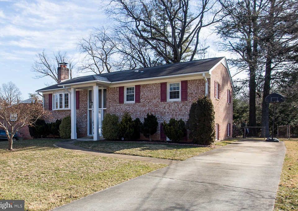 1st image of 2868 Glenvale Dr