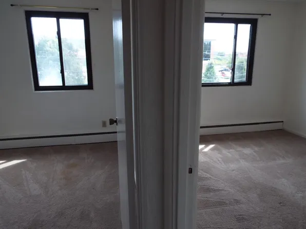 345 Regis Ave Unit 2, Pleasant Hills, PA 15236
