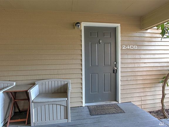 5th image of 23911 12th Pl S APT 2408