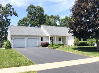 270 Meadowbrook Dr, Manchester, CT 06042