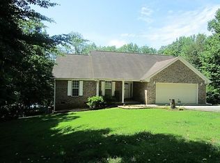 117 Cove Point Rd, Spruce Pine, AL 35585