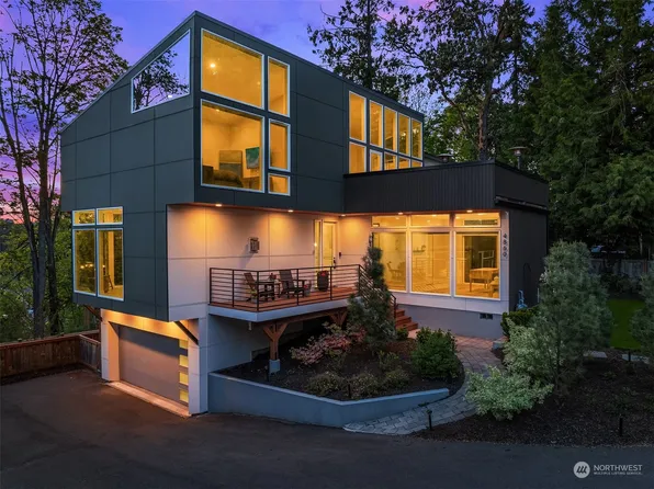 4860 Puget Blvd SW, Seattle, WA 98106
