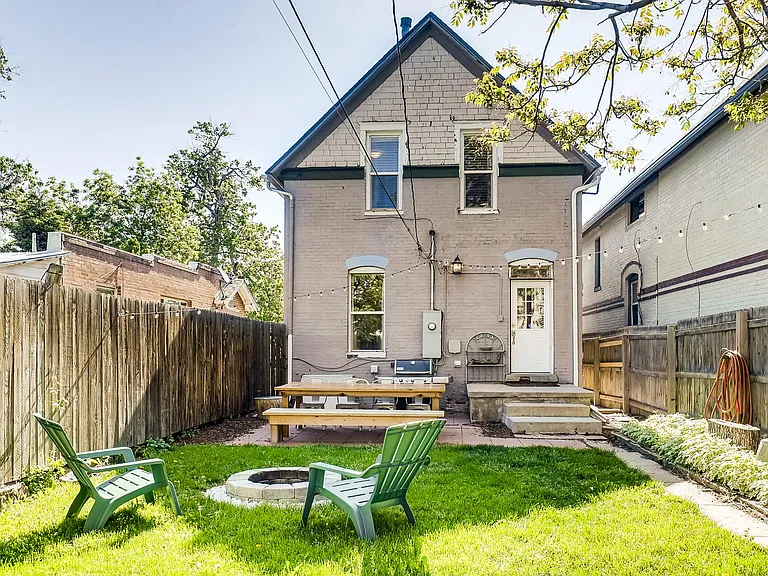 Backyard w/ firepit