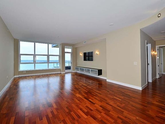 4th image of 1325 Pacific Hwy #3501