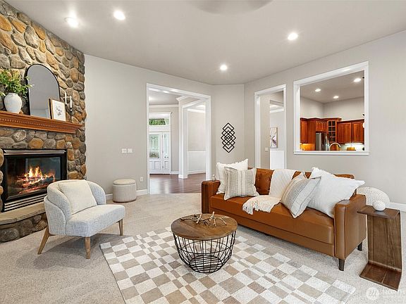 4th image of 2225 87th Street Ct NW