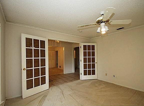 5th image of 417 Sheffield Dr
