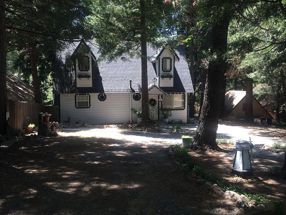 2nd image of 476 Pyramid Dr
