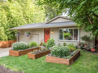 721 SW Lobelia St, Portland, OR 97219