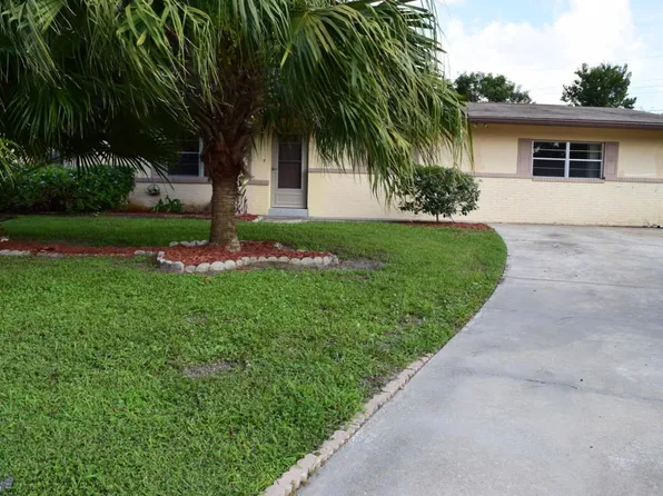 1725 Cowan Cir, Titusville, FL 32796