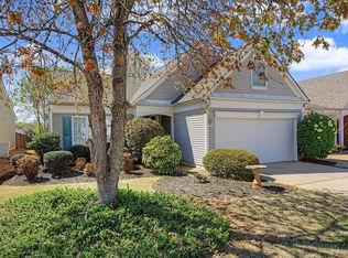 107 Saint James Place Dr, Greer, SC 29650