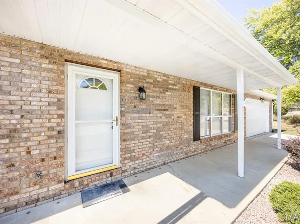 2313 College Ave, Belleville, IL 62221