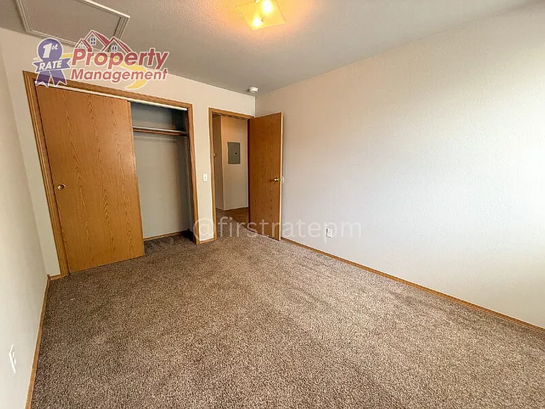 4900 W Blodgett Ln #102 — Photo 11