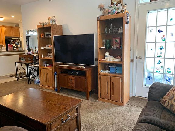 3rd image of 339 Sophee Ln