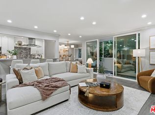 1015 N Kings Rd APT 110, West Hollywood, CA 90069