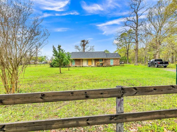 481 County Road 2084, Liberty, TX 77575