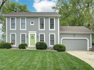 2321 Post Oak Rd, Olathe, KS 66061