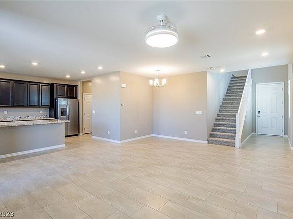 4th image of 7008 Denio Island St